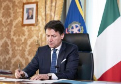 coronavirus-conte-firma-il-decreto